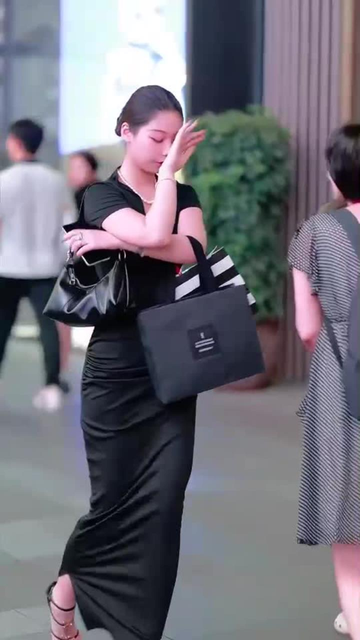 申鹤被操哭内容展示